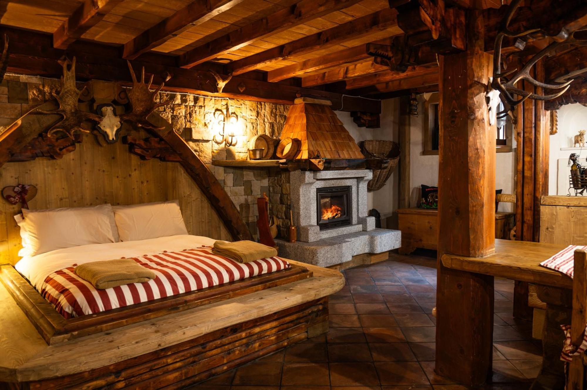 Alfio'S Alpen Suite Roncone Exterior photo