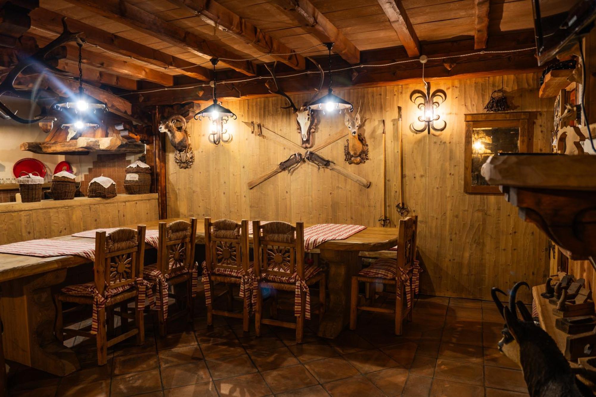 Alfio'S Alpen Suite Roncone Exterior photo